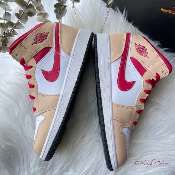 Nike Air Jordan 1 Mid White Onyx Light Curry White W8 Y6.5 M6.5 - Picture 10 of 15